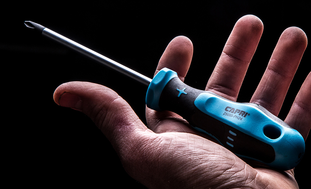 Screwdriver Essentials: The 4 Types Every DIYer Should Have in Their Toolkit