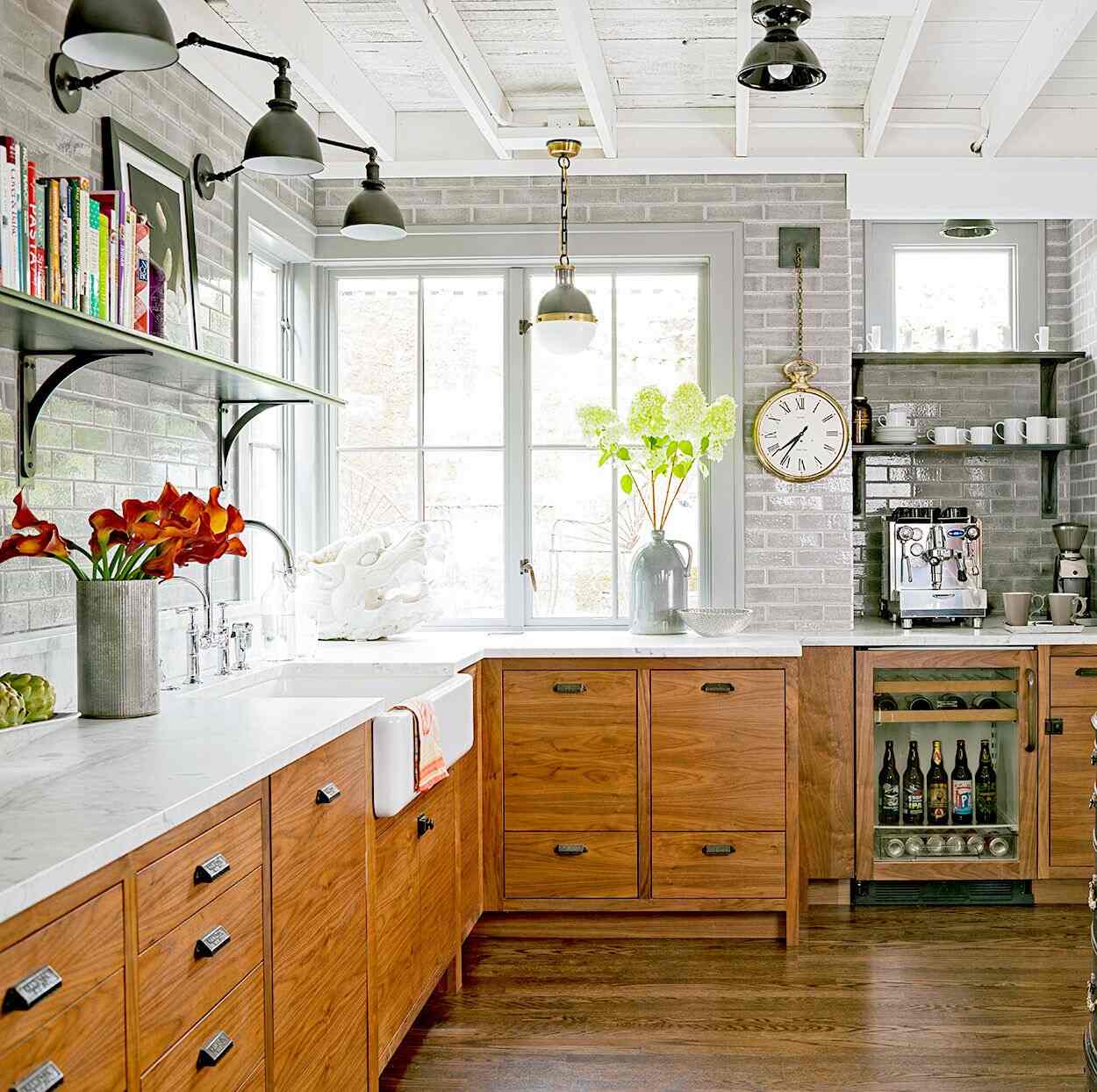 kitchen-gray-brick-wooden